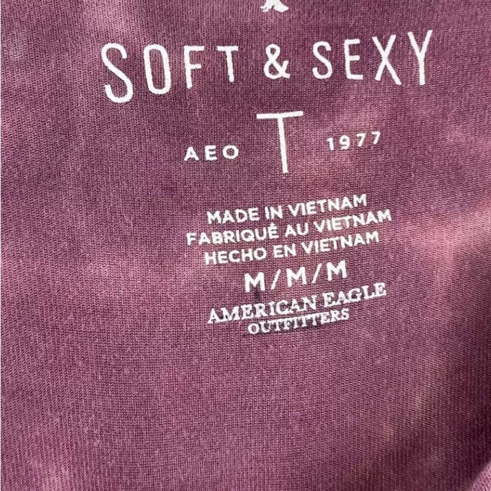 American Eagle Womens Shirt
Soft & Sexy T Tie Dye Pink
Size Medium - Picture 7 of 7